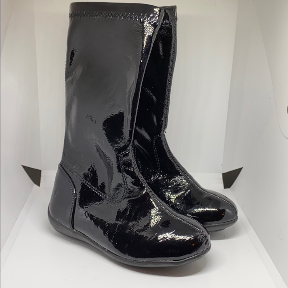 NWOT Kenneth Cole black patent leather boots SZ8